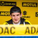 Dennis Ullrich gewann erst den ADAC MX Youngster Cup, danach holte er auch in der Masters-Klasse zweimal die Trophäe