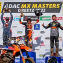 Tageswertung beim ADAC MX Youngster Cup v.l.n.r.: Camden Mc Lellan ( Südafrika / KTM / TBS Conversions KTM Racing Team ), Guillem Farres ( Spanien / KTM / Raths Motorsports ) und Maximilian Spies ( Deutschland / KTM / Schmucker Racing / ADAC Berlin Brande