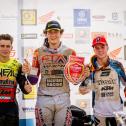 Tageswertung beim ADAC MX Youngster v.l.n.r.: Bence Pergel ( Ungarn / KTM / HTS KTM ), Nico Greutmann ( Schweiz / Husqvarna / Cat Moto Bauerschmidt Husqvarna ) und Bradley Mesters ( Niederlande / KTM / Kosak Racing Team )