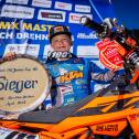 Lucas Leok setzte sich im ADAC MX Junior Cup 85 gegen seinen Teamkollegen Harry Dale durch