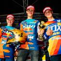 ADAC MX Masters Holzgerlingen Tagessiegerehrung beim ADAC MX Junior Cup 125 v.l.n.r.: Mike Gwerder (Schweiz/KTM), Lion Florian (Deutschland/KTM) und Simon Längenfelder (Deutschland/Husqvarna/Pfeil Husqvarna Junior Team)