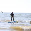 Maximilian Götz, Windsurf-Weltmeister Philip Köster und Albert Costa Balboa beim Ritt über die Nordsee