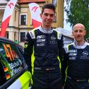 Ein starkes Team: Opel-Junior Timo Schulz (l.) und sein Copilot Michael Wenzel