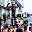 Bearman macht die Meisterschaft am Nürburgring perfekt
