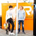 Brando Badoer (15/ITA/Van Amersfoort Racing) mit seinem Vater und ehemaligen Formel-1-Fahrer Luca Badoer