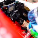 Andrea Kimi Antonelli (16/ITA/Prema Racing) fokussiert in seinem rund 180 PS starken Formel-4-Boliden von Tatuus