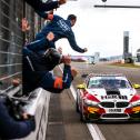 Fahrt zum Titel: Der BMW M4 GT4 auf dem Nürburgring