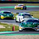 Der Aston Martin Vantage GT4 von Indy Dontje