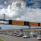 Das ADAC GT Masters startet exklusiv auf Pirelli-Reifen
