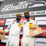 Sieger des 200. Rennens des ADAC GT Masters: Erik Johansson (l.) und Jens Klingmann