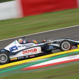 Jannes Fittje warb in der ADAC Formel 4 am Nürburgring für die DKMS