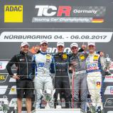 ADAC TCR GERMANY: Mike Halder am Nürburgring auf dem Podium