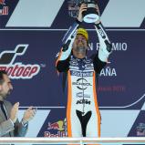 Motorrad-Pilot Philipp Öttl feierte in der Moto3 seinen ersten GP-Sieg