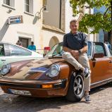 Auch „Tatort-Kommissar“ Richy Müller geht mit einen Porsche 911 Targa aus dem Jahre 1977 an den Start