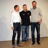 Jörg Schrott (Direktor Motorsport der ADAM Opel AG), Jari Huttunen und Andreas Bachmeier (Leiter Motorboot- und Automobilsport ADAC) 