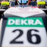 #26 / Victor Bernier / R-ace GP