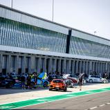 ADAC TCR Germany, Lausitzring Test, Boxengasse