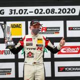 Daumen hoch für Dominik Fugel: Der Honda-Pilot triumphiert im zweiten Lauf