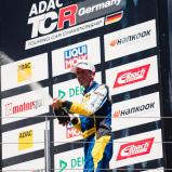 #11 Vincent Radermecker / maurer motorsport GmbH / Holden Astra TCR