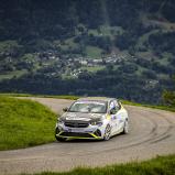 Saisonhighlight vor großer Kulisse: Die Corsa-e Rally fahren auch 2023 am Fuße des Mont Blanc