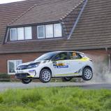 Timo Scheider mit Jara Hain: Der DTM-Champion lieferte einen eindrucksvollen Gaststart im Corsa Rally Electric ab